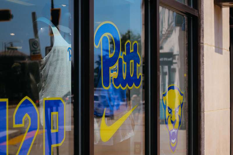 The Pitt Shop Logo